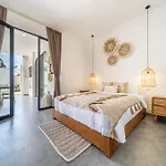 Anaya Villa