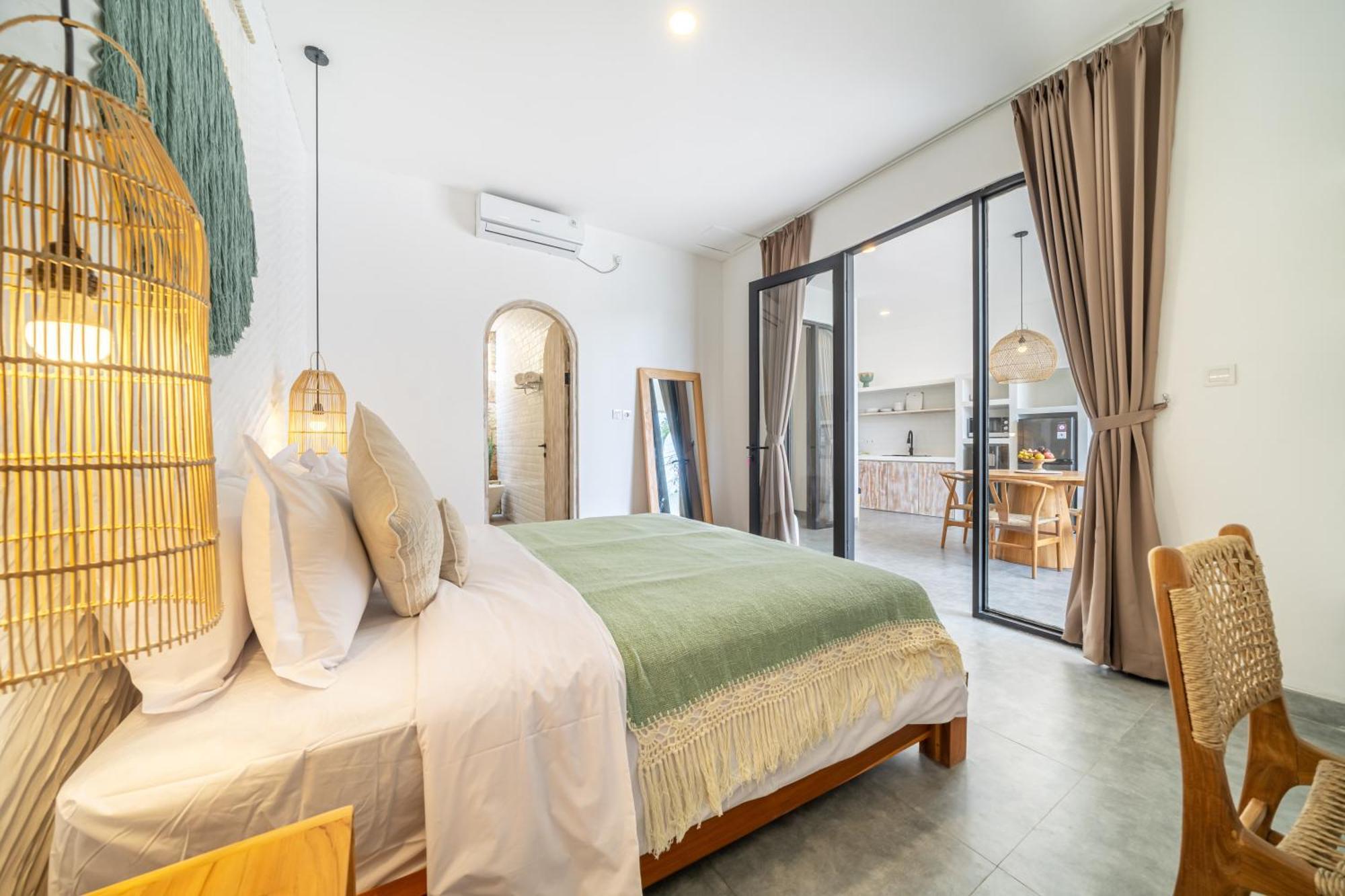 Anaya Villa *